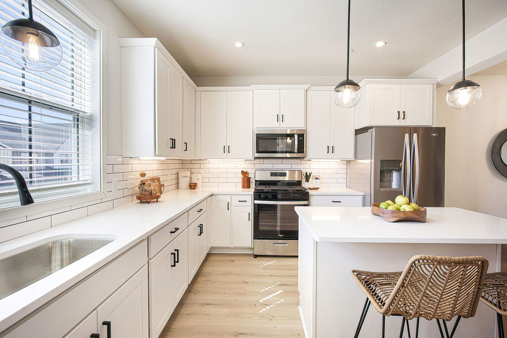 Shot of an all white kitchen at the Foxtail Hollow in Blaine.