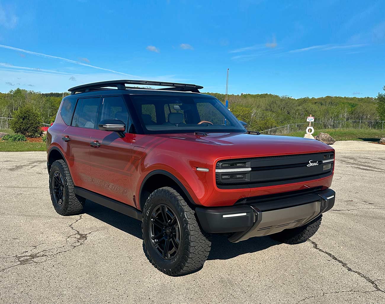 Exterior view of the 2027 Scout Traveler.